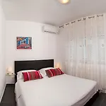 Villa Rogoznica Apartament *