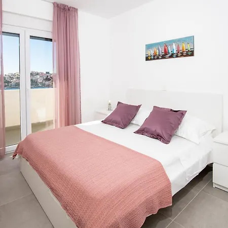 Apartment Villa Rogoznica *