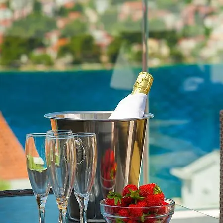 Villa Rogoznica شقة *