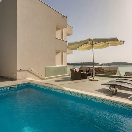 Apartment Villa Rogoznica