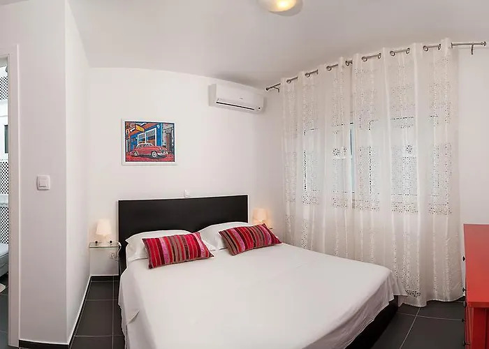 Villa Rogoznica Daire *