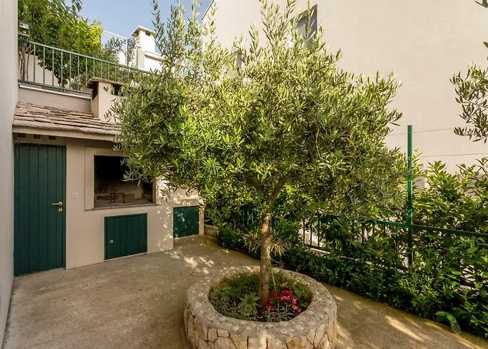 Villa Rogoznica Daire